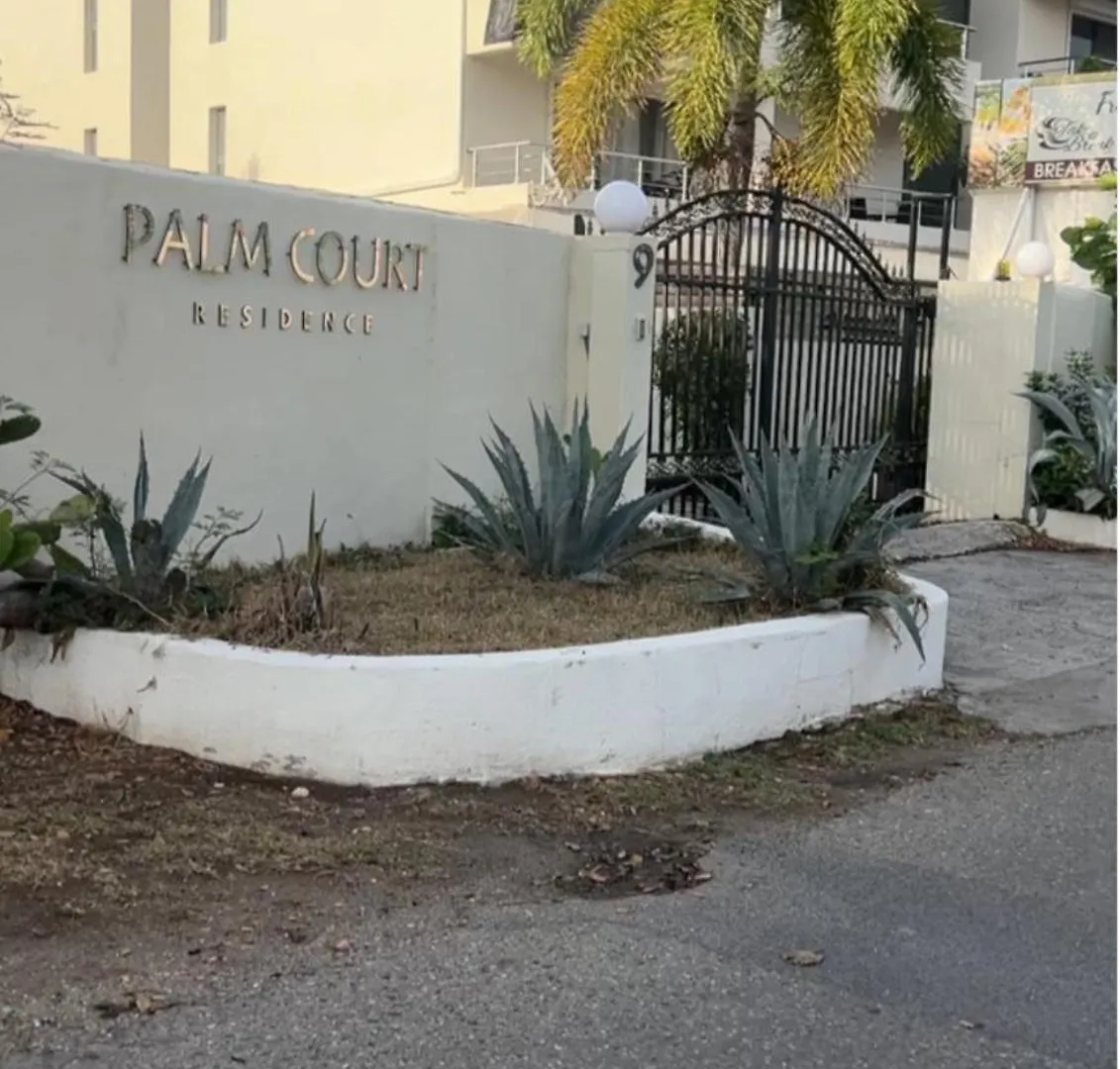 Apartment Close To The Beach Cupecoy   Cupecoy (Sint Maarten)