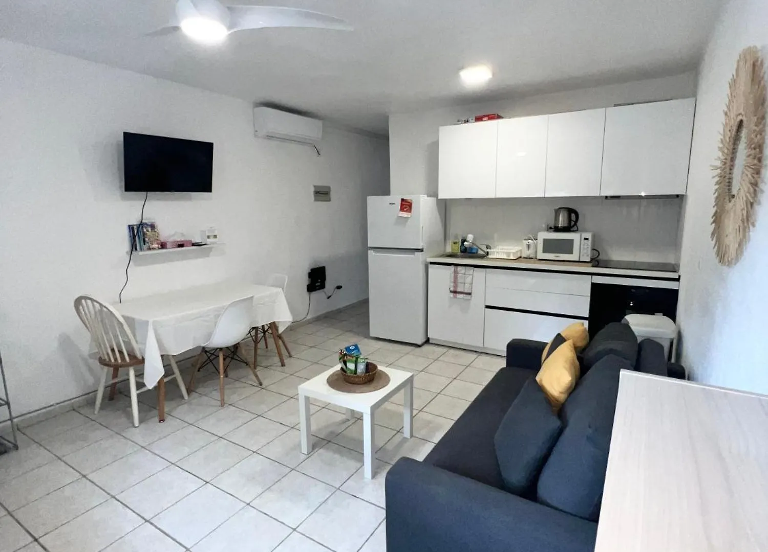 Apartment Close To The Beach Cupecoy